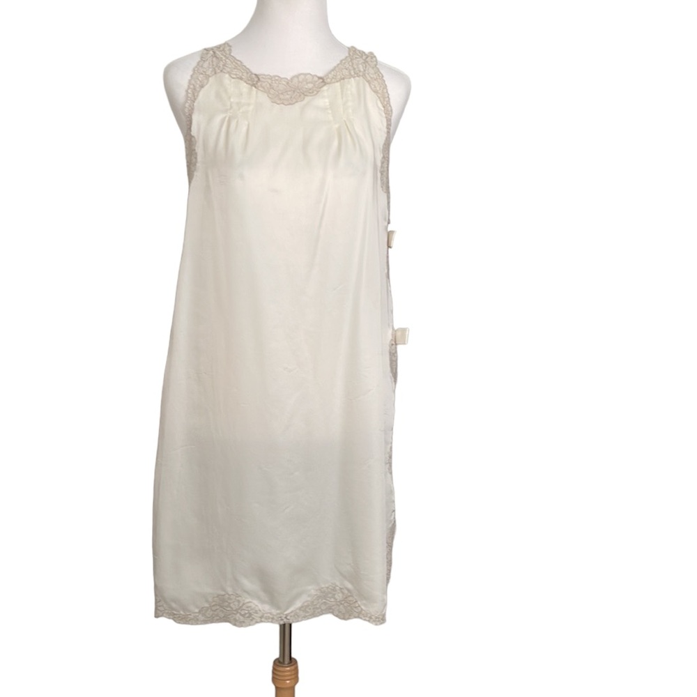 Vintage Saks Fifth Avenue Silky Satin Lace n Bows Nightgown